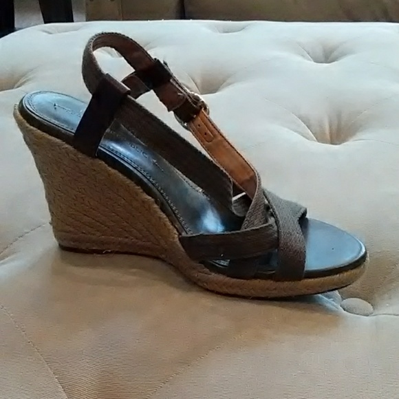 Banana Republic wedge sandal - Picture 5 of 5